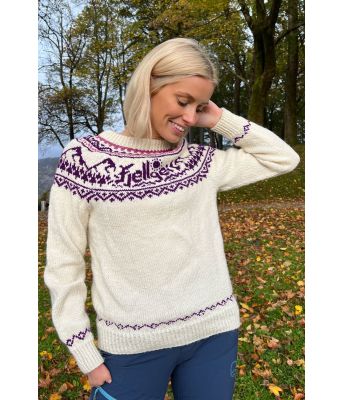 Naturhvit Fjellgeitgenser med lilla mønster - DLG 22-005P