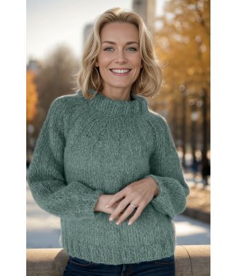 Samara sweater i mørk jadegrønn - Belfilato 24-003-47941