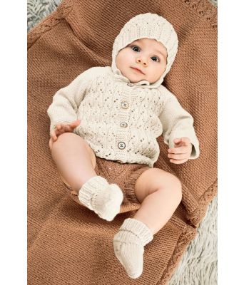 Eldon hentesett til baby med jakke, bleiebukse, lue, sokker og teppe - DG 427-01