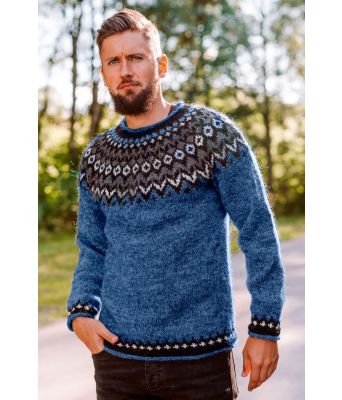 Mørkt blå riddarigenser med grått mønster - Istex 91002