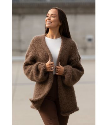 Amores brun strikkegenser Mie Cappelen - Viking 2137-01