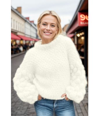 Hvit-Bubble-crush-sweater - Belfilato24-007-40010