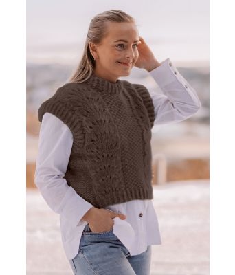 Brun Weekend Waves strikket bølgevest - Strikkia 2022-001D