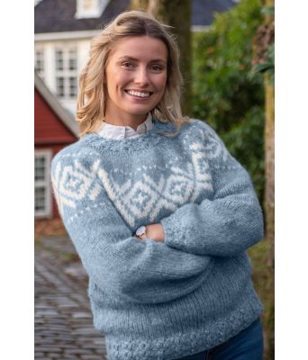 Chunky lyseblå fanagenser - Strikkia 2021-031G