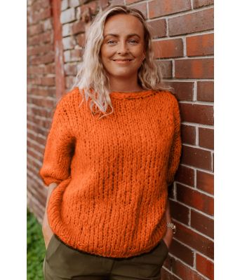 Claudias oransje chunky mohair genser - Strikkia 2021-025I