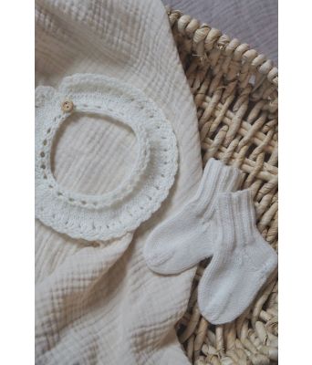 Rusle babysokker & krage - DG 444-10