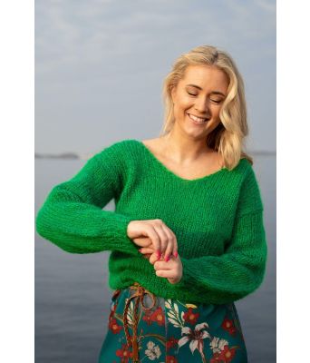 Amandagenseren i skarpt grønn - DG 451-20