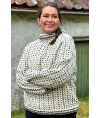 Grindavik islender med raglan - DLG 21-010B