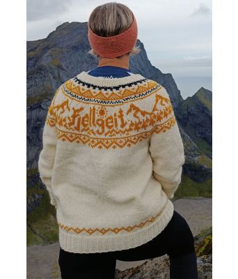 Naturhvit Fjellgeit genser med oker mønster - DLG 22-005-502C