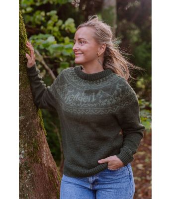 Flaskegrønn Fjellgeitgenser med olivengrønt mønster - DLG 22-005-S860