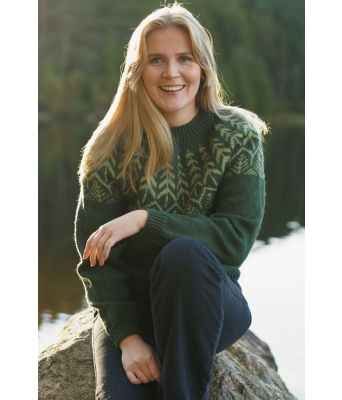 Armygrønn Skogsgenser med vårgrønt mønster - DLG 24-008-34893462