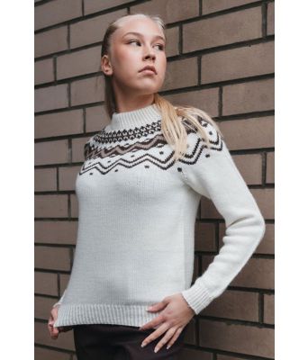 Hvit Ivalo genser - DSA 107-02