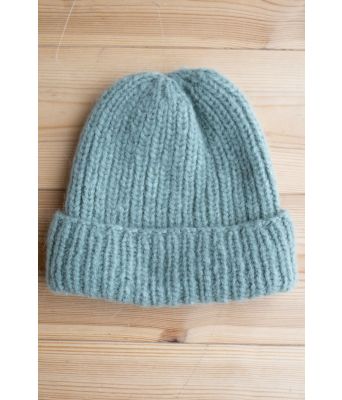 Lanje strikkelue i myk ull - DSA 115-13