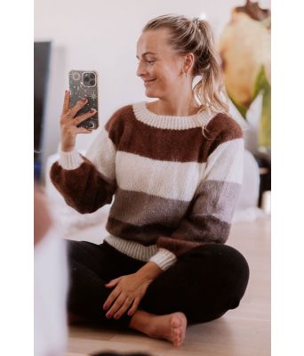 Elisegenseren i bruntoner - Strikkia 2020-029D