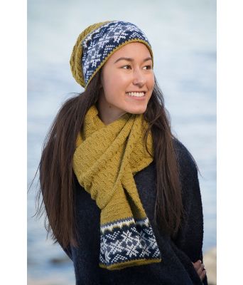 Fryd strikkelue og skjerf - Viking 1710-1