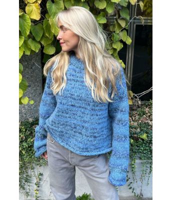 Blå Øyunn genser med raglan - GD 05-08