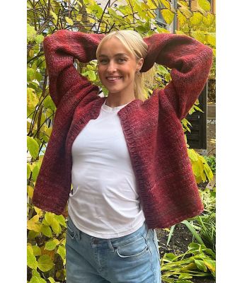 Øyunnjakka i mørk vinrød - ØK 02-05