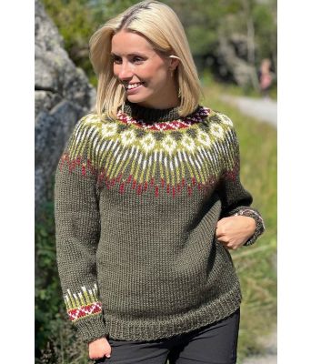 Mørkt grønn Hopi Polar villmarksgenser - Linka Neumann design HPGHG0003B