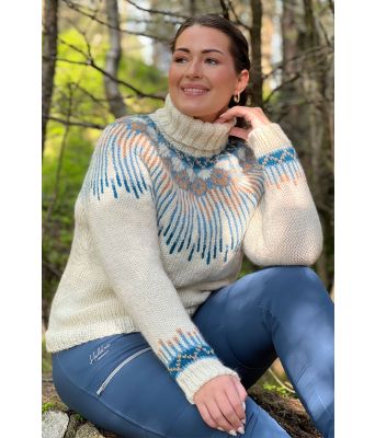 Hopi Polar genser i naturhvit - Linka Neumann design HPGHG0004B