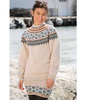 Hvit Frydgenser og skjørt til dame - Viking 1709-04A