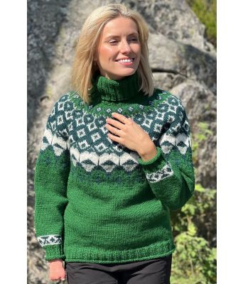 Flaskegrønn Matoakagenser med rundfelling - Linka Neumann design LN0019-DGO-003B