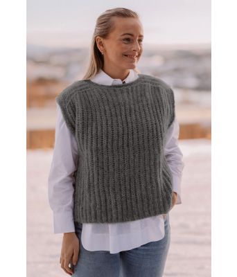 Mørkegrå Anytime slipover - Strikkia 2022-003F