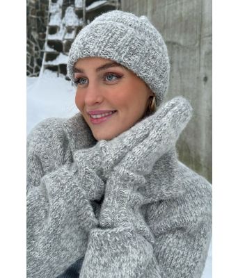 Grå Jomfruland chunky lue - Øyunn Krogh OK 06-18