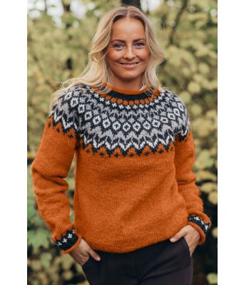 Oransje / aprikos riddarigenser med grått mønster - Istex 91002