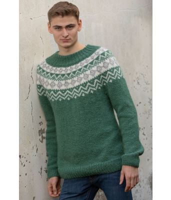 Ruter grønn strikket genser til herre - Viking 2107-05