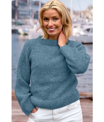 Lys jeansblå Cozy everyday sweater - Strikkia 2022-002-326