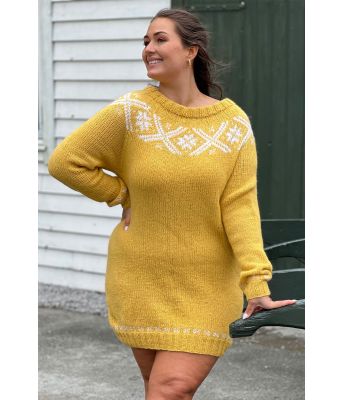 Nordic sunshine lang påskegenser / tunika - Strikkia 2022-007