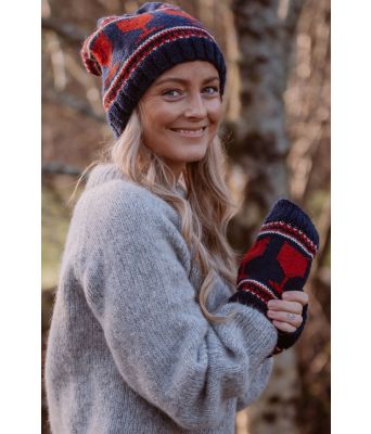 Afterski sett med lue, pulsvarmere og skjerf - Strikkia 2022-008