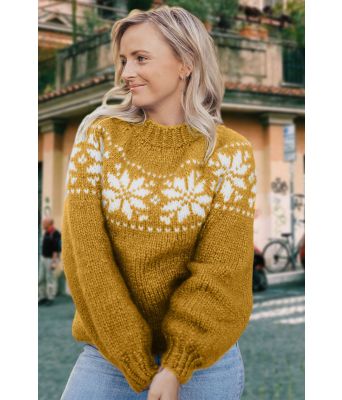 Maisgul chunky stjernegenser - Strikkia 2022-011-341