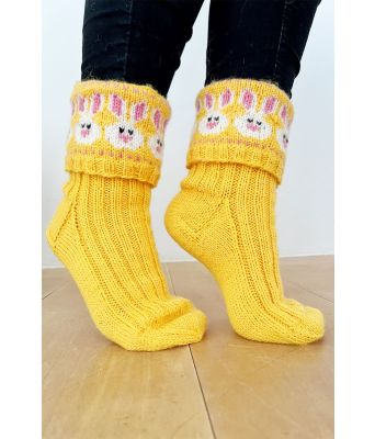 Sunny easter påskeharesokkker - Strikkia 2023-008