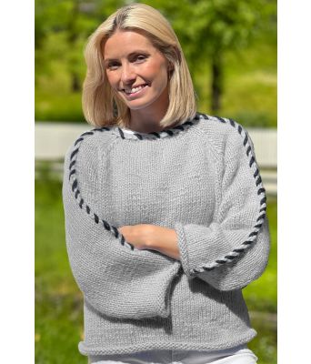 Perlegrå Sorbonne stitchgenser - Strikkia 2023-015-312317