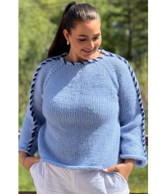 Lyseblå Sorbonne stitch sweater - Strikkia 2023-015-320A