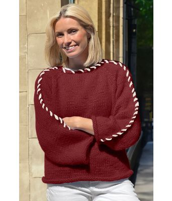 Burgunder Sorbonne stitchgenser med hvit kontrast - Strikkia 2023-354300