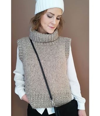 Beige Lun vest - Strikkia 2024-005-307
