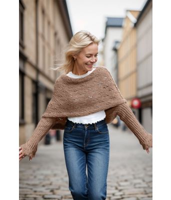 Lysebrunt Eyelet sweater scarf - Strikkia 2024-035-309