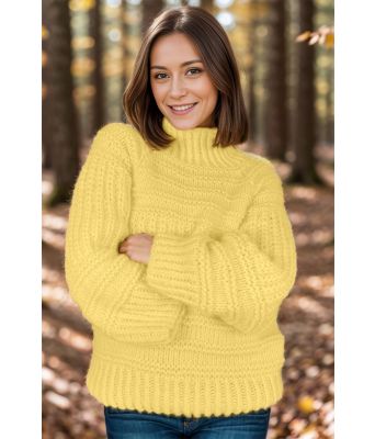 Gul big and cozy brioche sweater - Strikkia 2024-037-340
