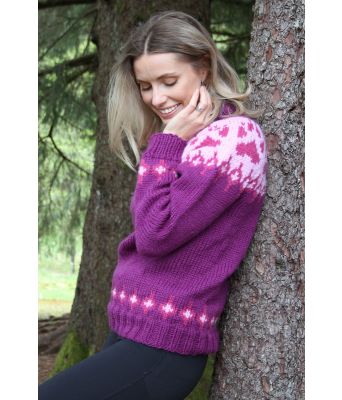 Lilla villmarksgenser med rosa poter - Linka Neumann design VGHG0005B