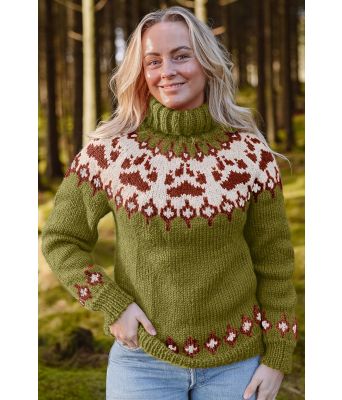 Lyst grønn villmarksgenser med brunt mønster - Linka Neumann design VGHG0044