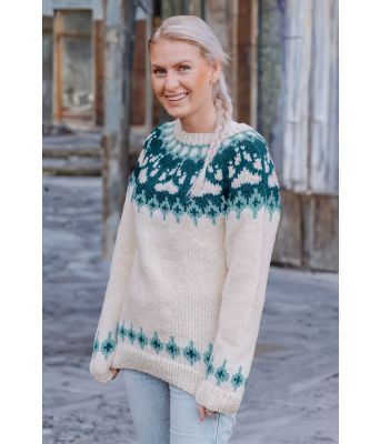 Naturhvit villmarksgenser med turkis mønster - Linka Neumann design VGHG0048