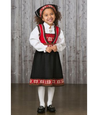 Victoria strikket jentebunad - Viking 1603-1