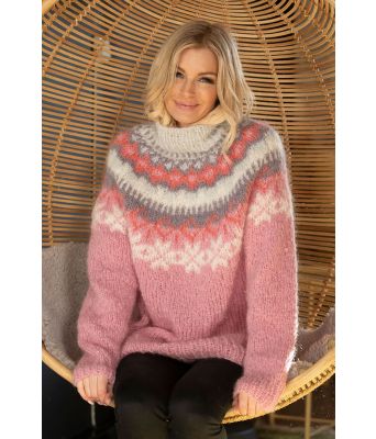 Nova genser rosa strikkegenser fra Kathrine Sørland - Viking 1909-2