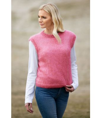Clara strikket rosa vest Kathrine Sørland - Viking 2012-06b