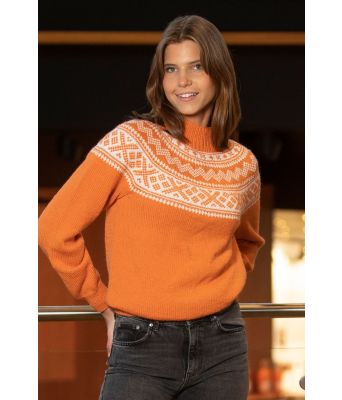 Oransje Setesdalsgenser med rundfelling - Viking 2207-3B