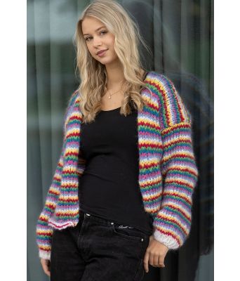 Ea fargerik strikket jakke - VIking 2335-6