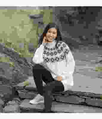 Frida genser fra Viking garn 1816-2