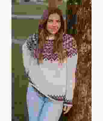 Islandurgenser i naturfarge - Strikkia 2022-013C